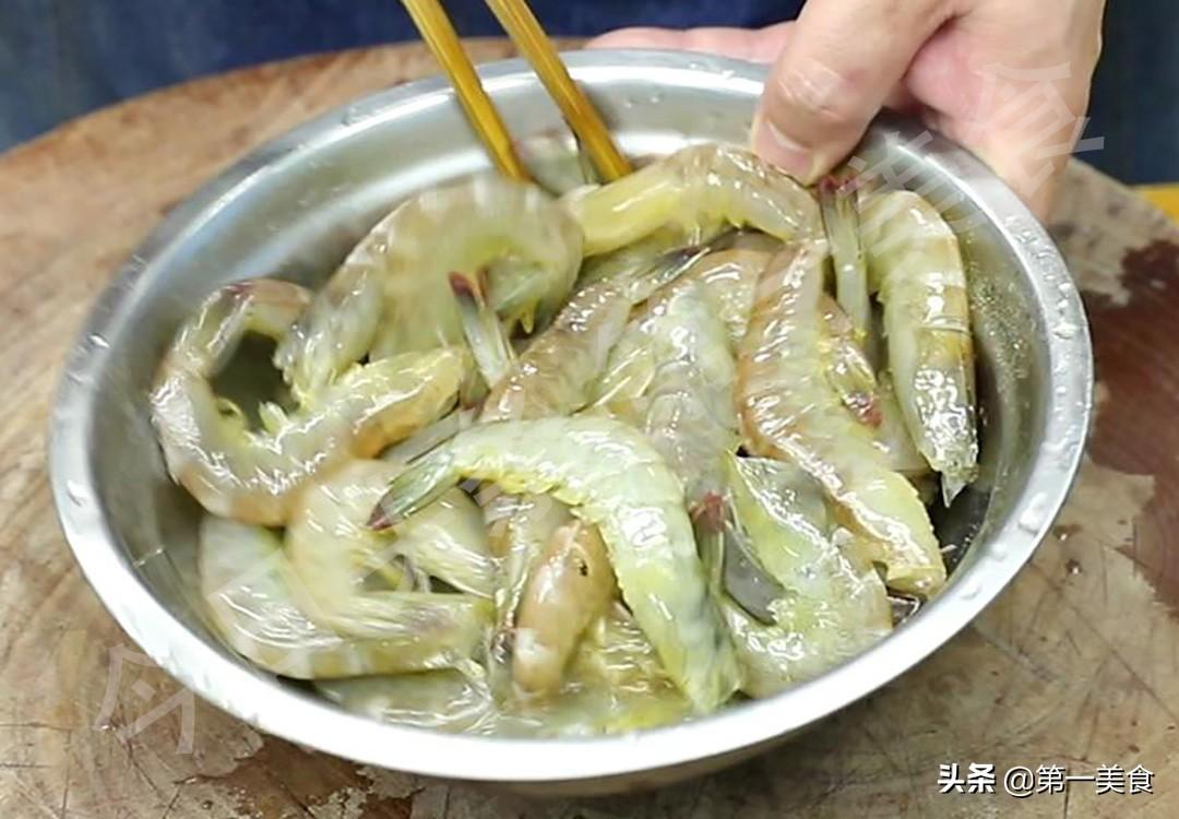 虾怎么做才好吃又简单（教你6道大虾的做法）