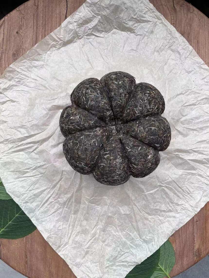 普洱生茶、熟茶如何选？（普洱生茶和熟茶）