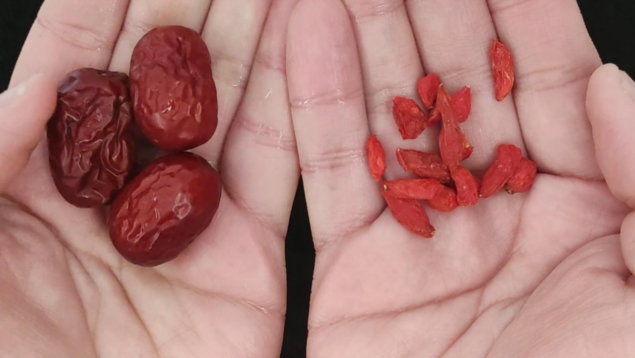 鸽子汤怎么炖好喝又营养（最营养最好吃煲鸽子汤的做法）