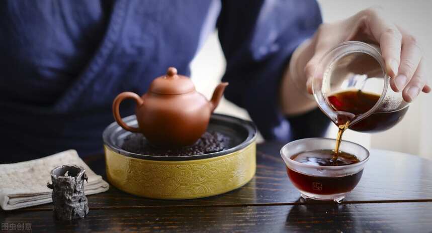 品普洱茶时，茶汤的浓淡该如何控制？