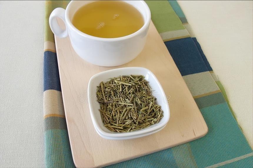有人把茶叶梗当垃圾，专门挑茶梗喝，这是为什么？