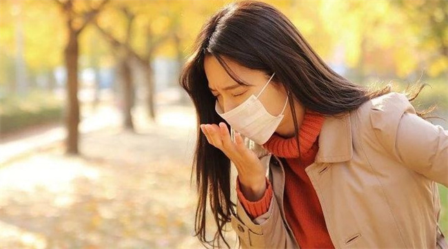 阳了一直咳会不会得肺炎_阳过后,还是一直咳嗽,会引发肺炎吗?