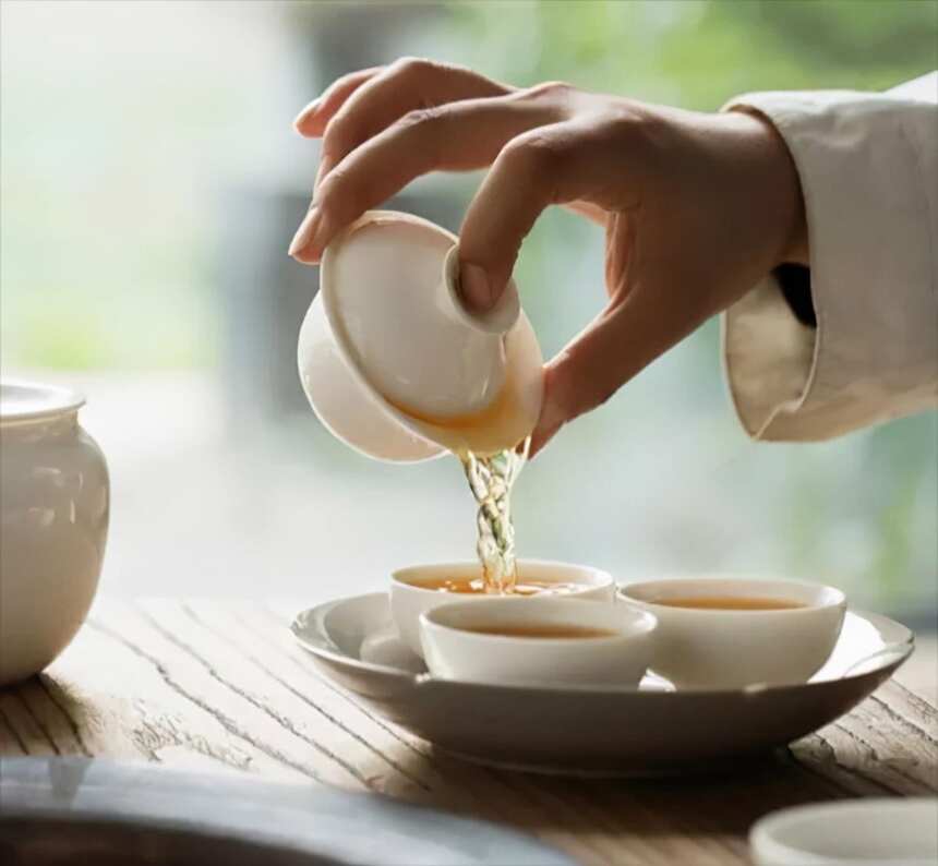 普洱生茶该如何冲泡？（普洱生茶冲泡方法）