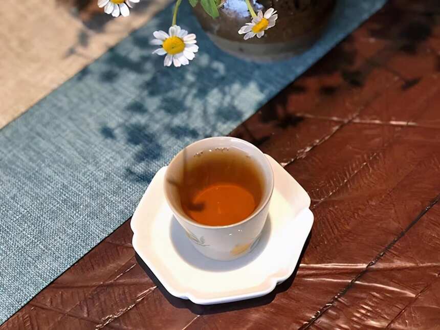 纯料茶好还是拼配茶好？