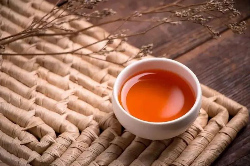 普洱茶为什么要“喝生不喝熟”？