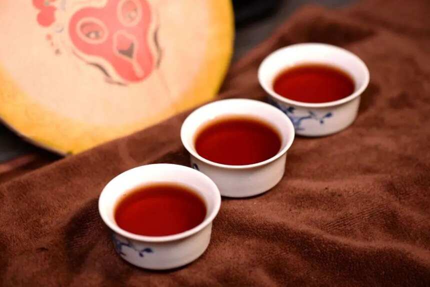 普洱茶存放转化中的九个变化（普洱茶单饼存放影响后期转化吗）