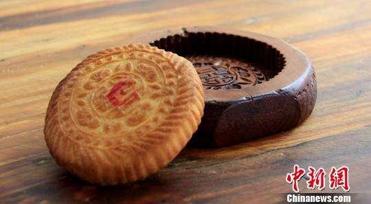 中秋节贺卡祝福语最新版？中秋节贺卡手工制作