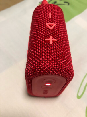 JBLGO3蓝牙音箱到底怎么样，参数如何！