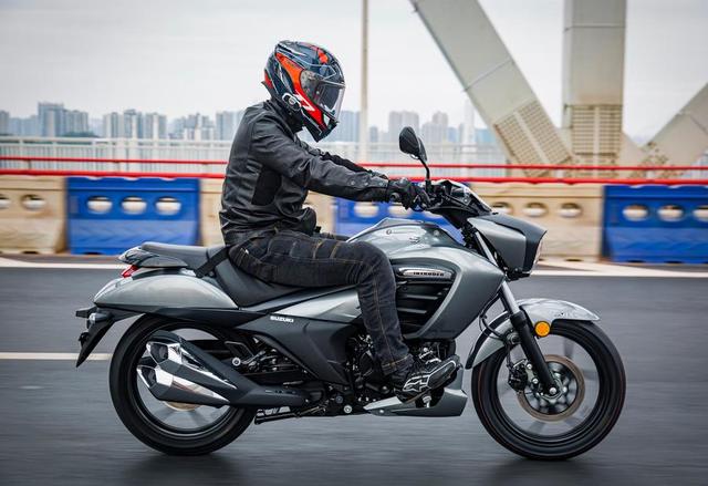 铃木酷道155摩托车怎么样?铃木巡航车酷道155颜色 铃木酷道155摩托车怎么样?铃木巡航车酷道155颜色