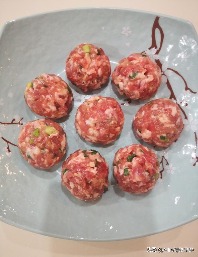 如何用电饭锅做蛋糕？电饭锅蛋糕的制作方法
