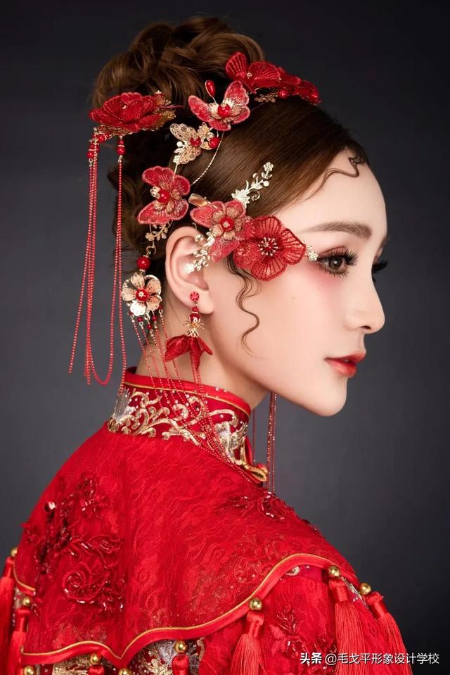 新娘妆容造型图片？18款绝美中式新娘造型