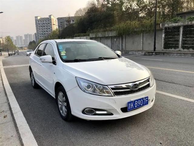 速锐比亚迪怎么样？比亚迪速锐十年后的感受