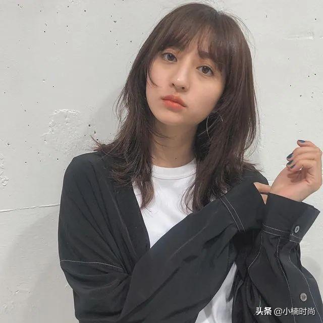 中短发发型图片？短发过渡期发型推荐