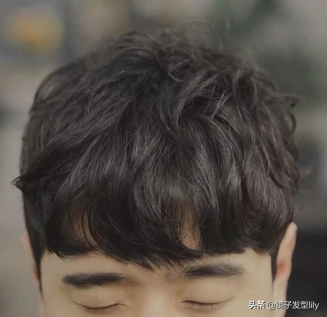 男士最新流行发型图片？2020新流行男士烫发18款