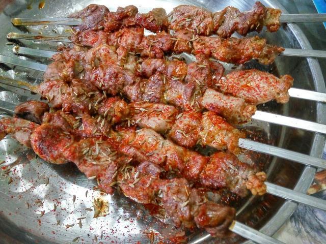 羊肉串怎么腌制最好吃？烤羊肉串最好的腌制方法