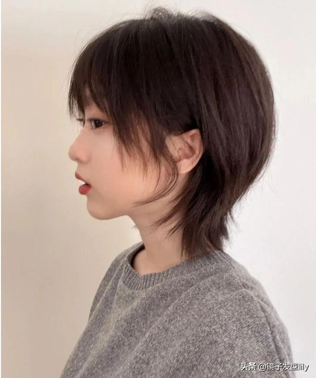 长发直发发型图片女？推荐14款最火的发型
