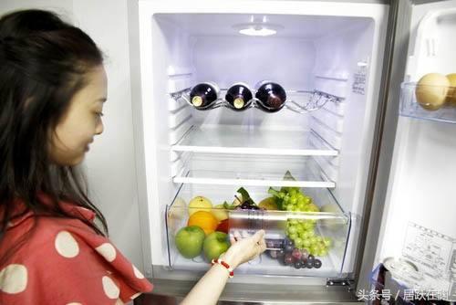 冰箱保鲜层为什么有水？冰箱冷藏室结霜的原因及解决方法
