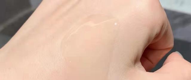 什么牌子的精华液好用又不贵？公认好用的4款大牌精华