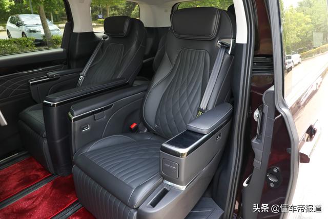 上汽大通g90七座图片价格？上汽大通MAXUS G90的性能介绍
