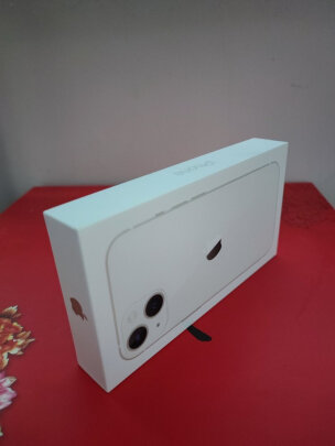 AppleiPhone 13手机怎么样？内幕使用评测揭秘