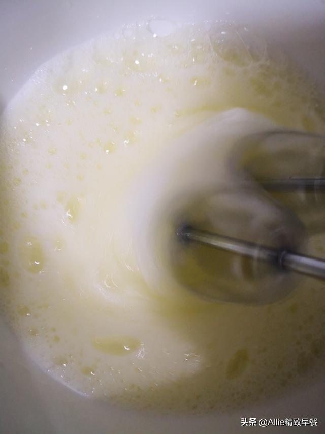 如何用电饭锅做蛋糕？电饭锅蛋糕的制作方法