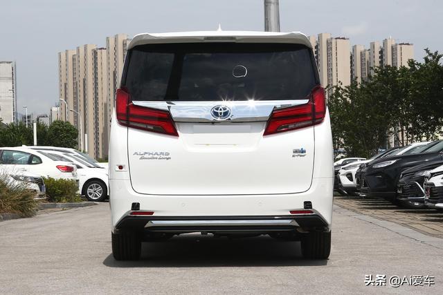 埃尔法汽车报价商务车7座？丰田埃尔法顶级商务7座图片