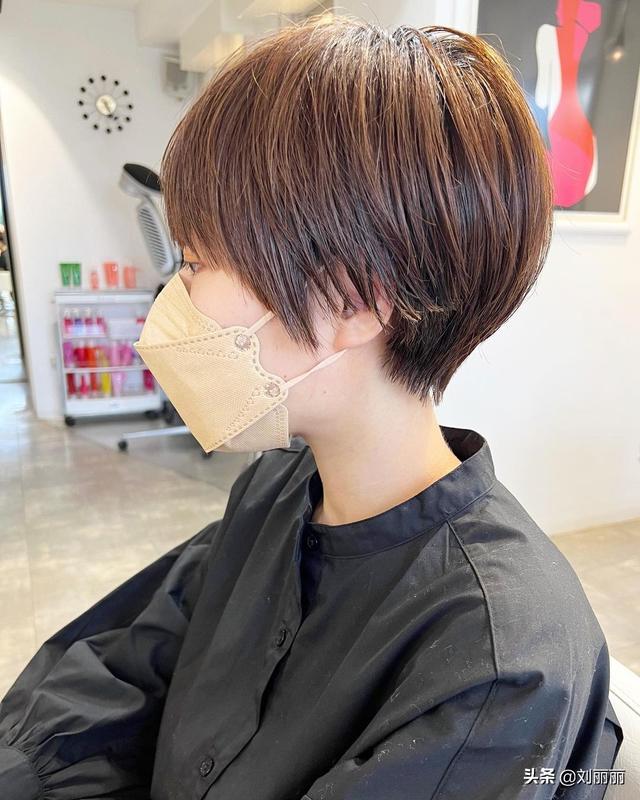 短发发型女图片？4种最火短发送给你