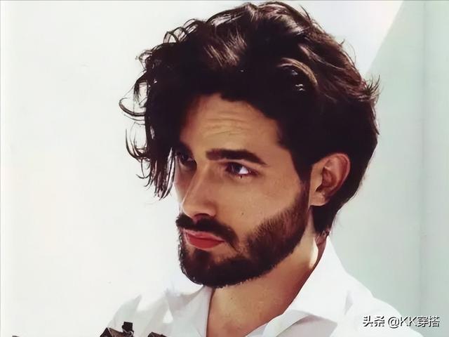 男生什么发型最好看？男生流行发型图片