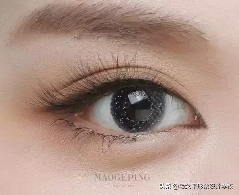 怎么样画好眼线才好看？详细新手眼线教程
