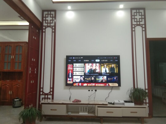 外观展示海信65e9f和索尼9000h哪款好？用后讲体验实情真相？