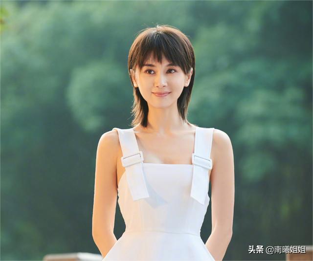 好看的短发发型女生图片？今年流行这4种短发发型