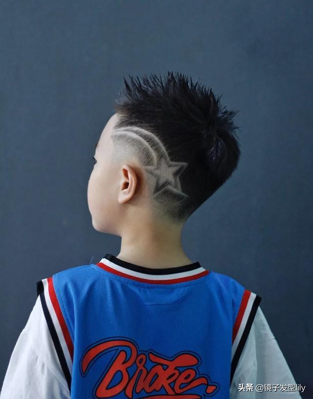 儿童发型设计男孩图片？小男孩发型简单又好看大全