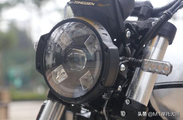 赛科龙re3值得入手吗？赛科龙re3 2022款优缺点