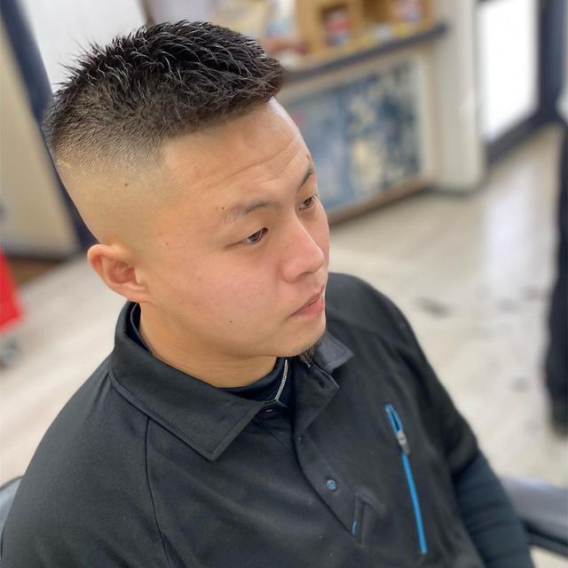 男生头发少的发型图片？这10款发型帅气又显年轻