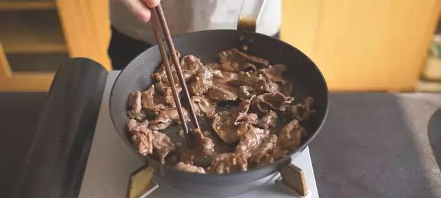 石锅拌饭酱怎么做？韩国石锅拌饭正宗做法