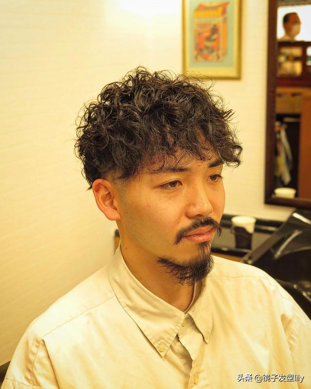 男发型2022最新图片？2022元旦最帅男发18款