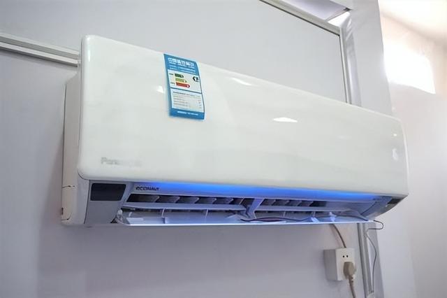 空调用着用着不制冷了是怎么回事？空调不制冷效果很差是缺氟了吗