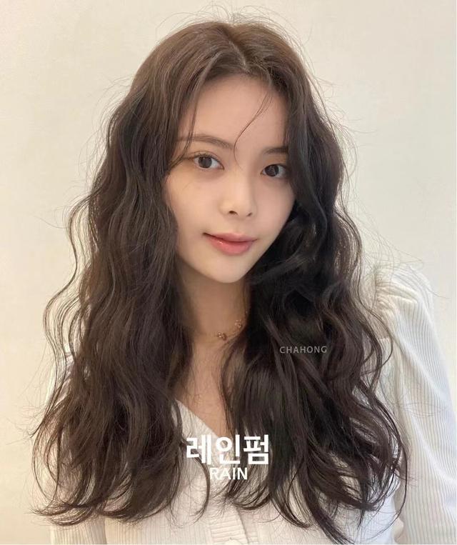 韩国流行发型图片？全部都是今年的流行款式