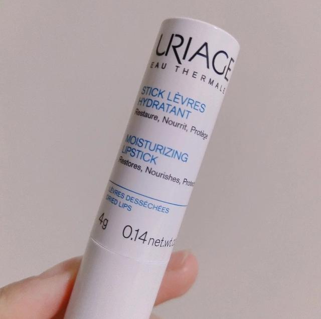 什么牌子唇膏最好用？冬天嘴干起皮哪个牌子润唇膏好用
