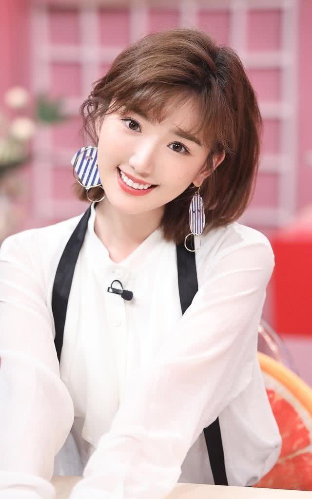 圆脸适合的发型图片女？5款圆脸女生最适合的发型