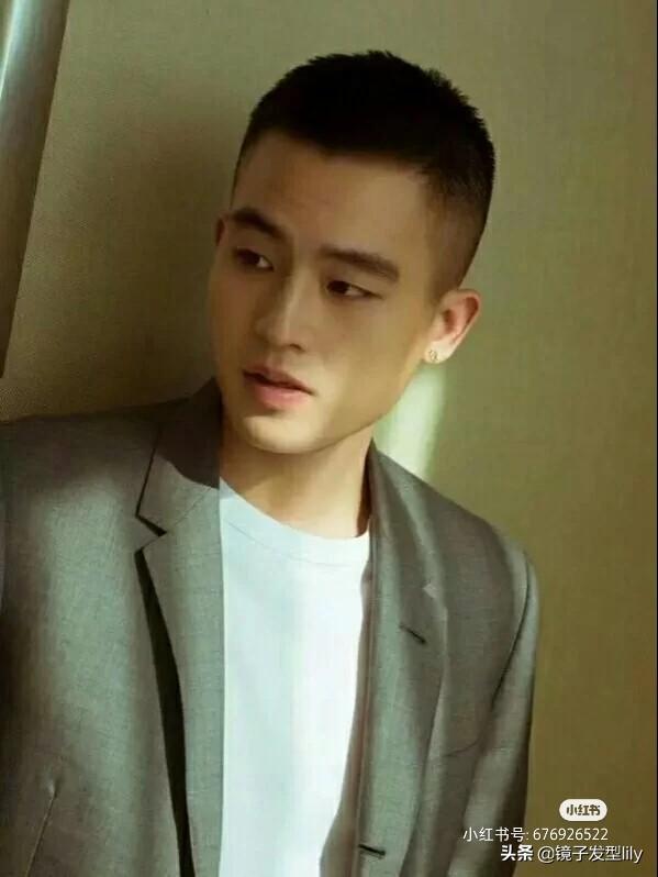 发型男2020潮流图片？16款发型为你演绎