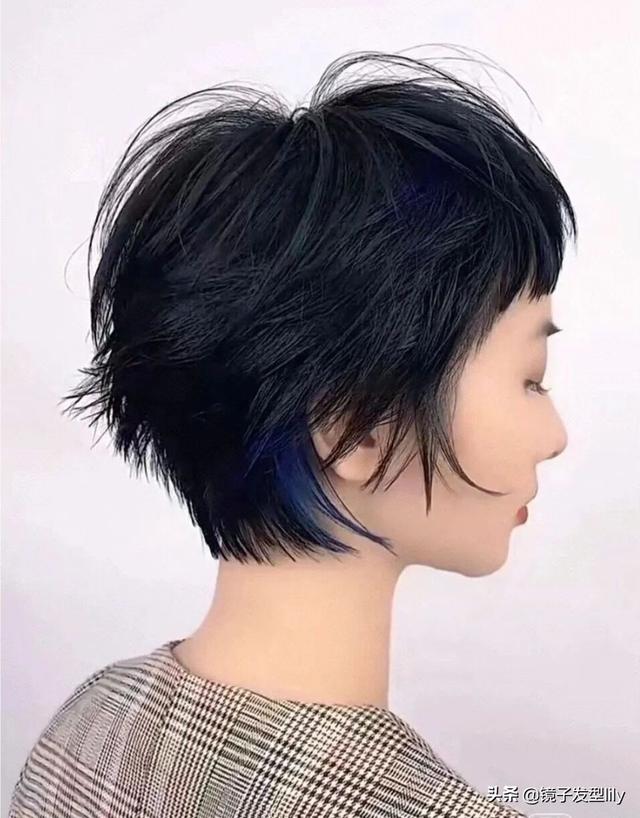 长发直发发型图片女？推荐14款最火的发型