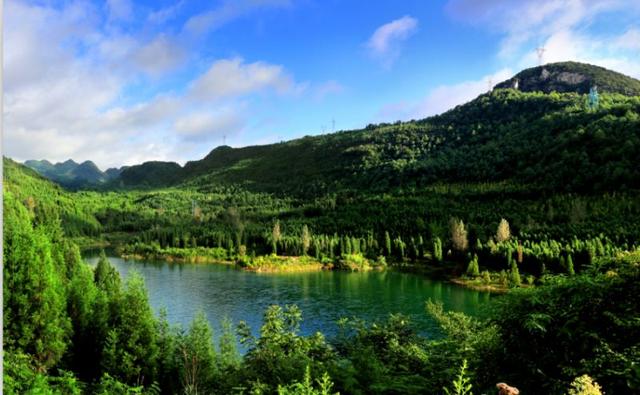 夏天去哪里旅游舒服？夏日旅游必去的10大避暑胜地
