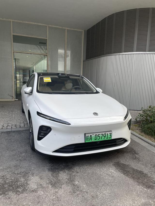 et7蔚来车型照片？蔚来新车et7落地价格