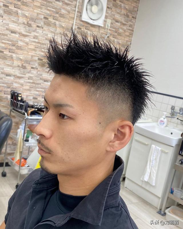 寸头发型图片男帅气？最新款男士时尚发型