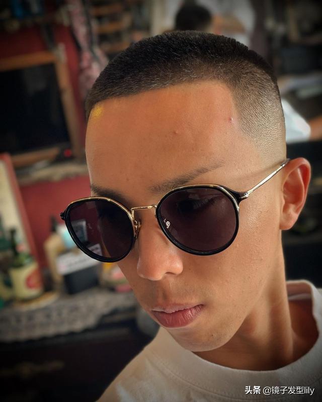 今年男生流行发型？新时尚男士发型15款