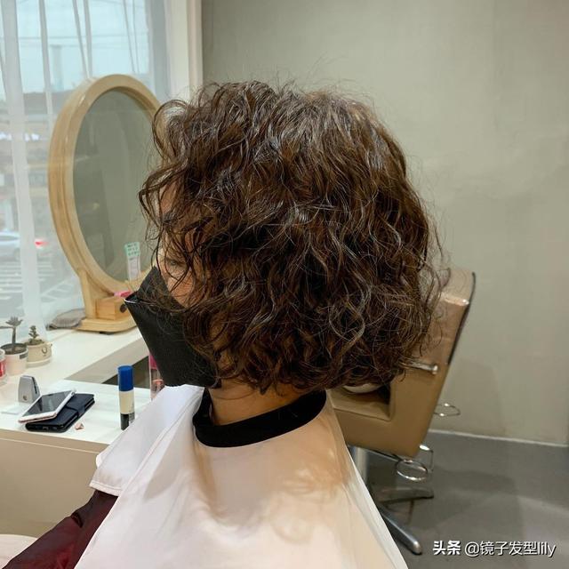 中年女人的短发发型？分享14款任你挑选