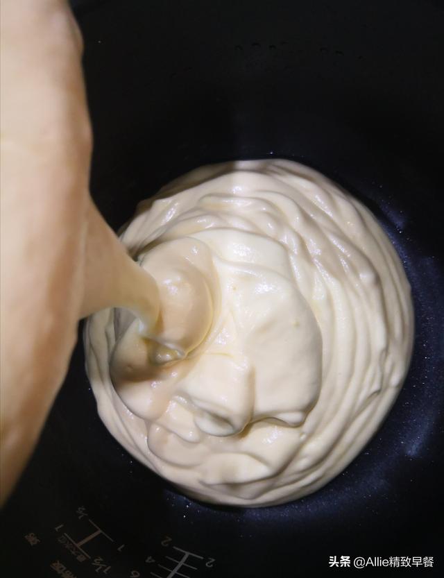 如何用电饭锅做蛋糕？电饭锅蛋糕的制作方法