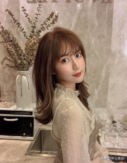 清纯甜美发型图片女？教你4款清爽又好看的发型