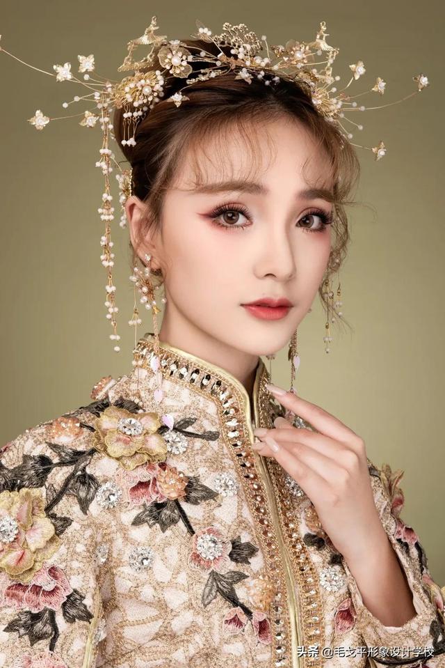 新娘妆容造型图片？18款绝美中式新娘造型